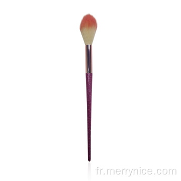 Petite brosse de surbrillance effilée